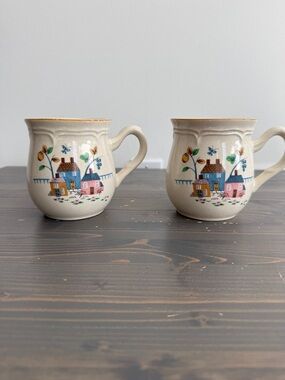 Vintage stoneware Heartland farms mug x 2